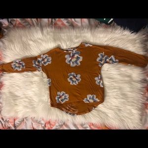 Old Navy Girls shirt